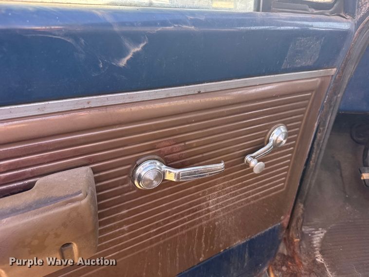 image for item FB7093 1969 Chevrolet C/40 flatbed truck