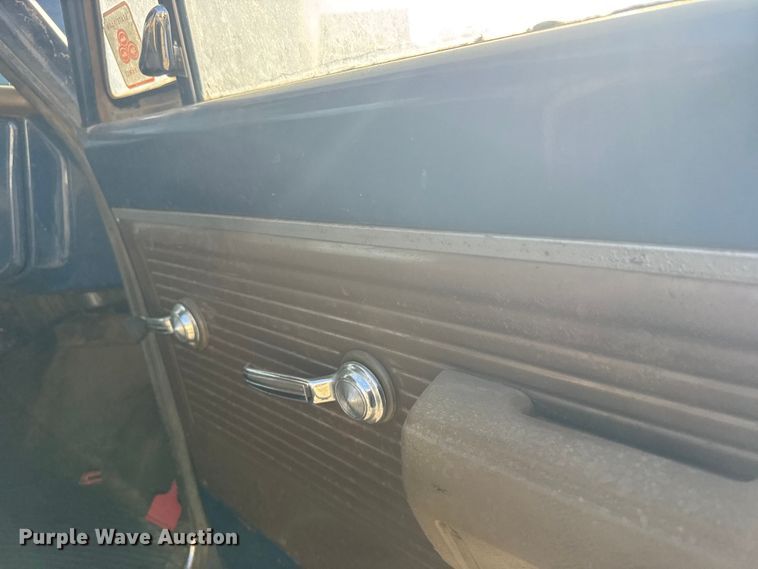 image for item FB7093 1969 Chevrolet C/40 flatbed truck