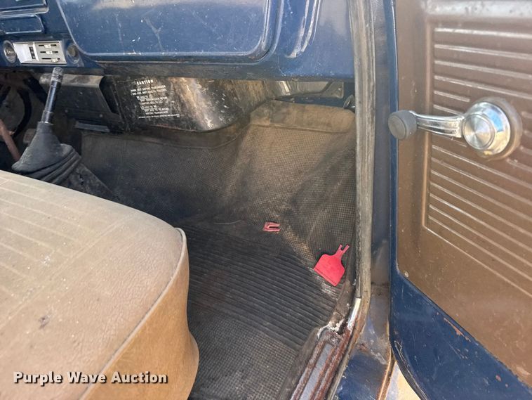 image for item FB7093 1969 Chevrolet C/40 flatbed truck