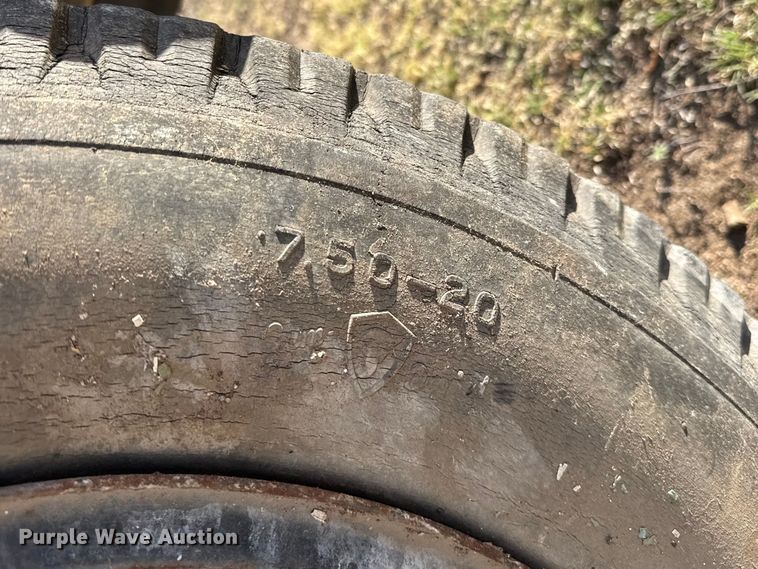 image for item FB7093 1969 Chevrolet C/40 flatbed truck