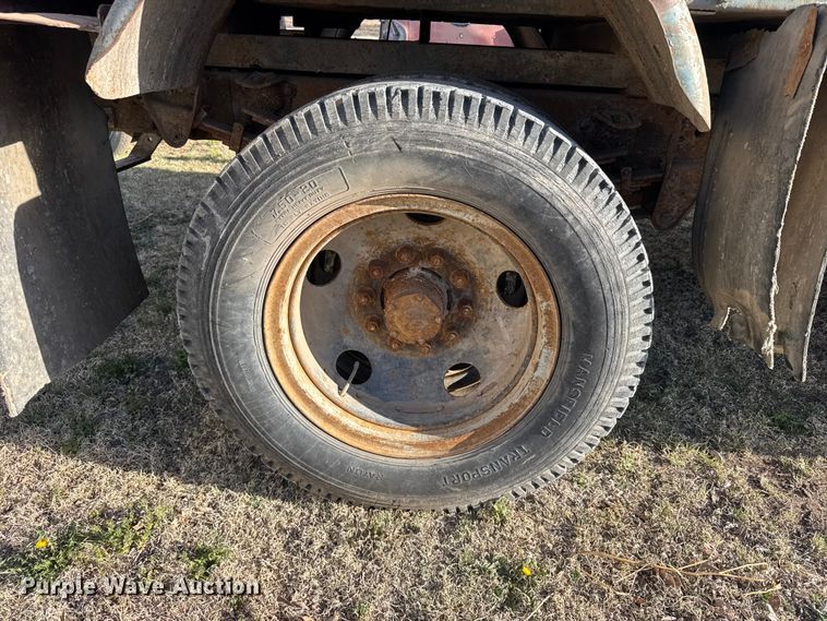 image for item FB7093 1969 Chevrolet C/40 flatbed truck