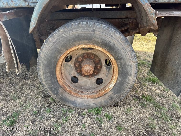 image for item FB7093 1969 Chevrolet C/40 flatbed truck