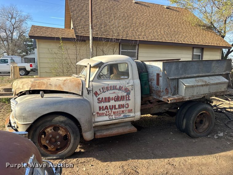 image for item FB7094 1949 Nash flatbed truck