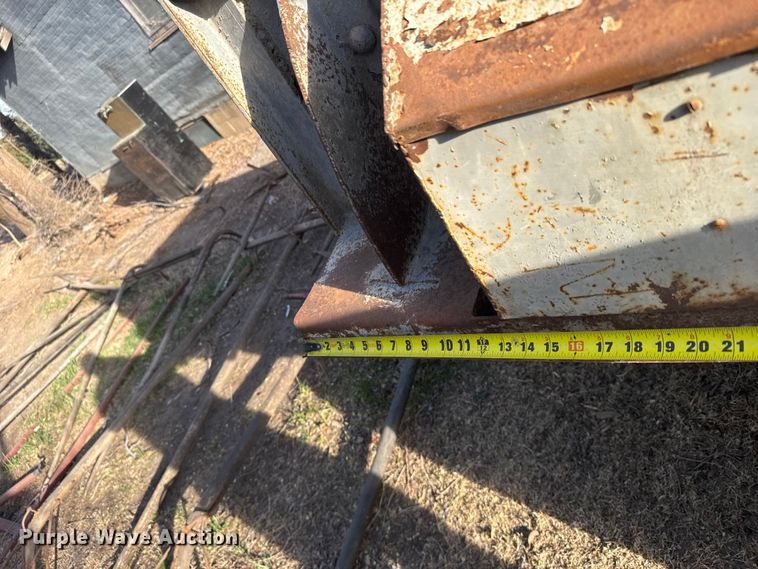 image for item FB7094 1949 Nash flatbed truck