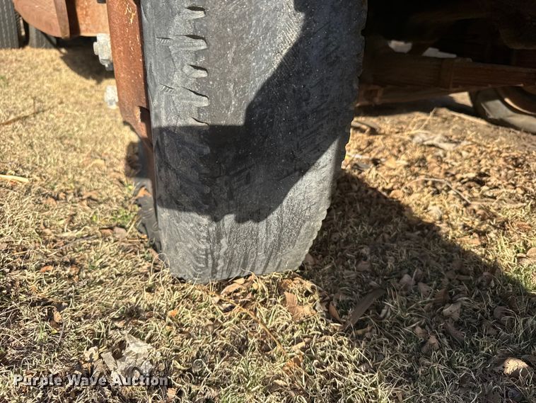 image for item FB7094 1949 Nash flatbed truck