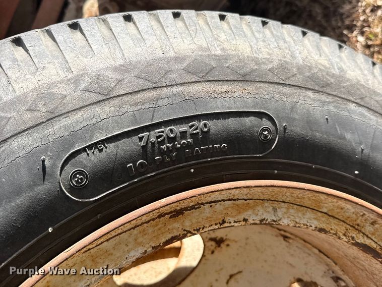 image for item FB7094 1949 Nash flatbed truck