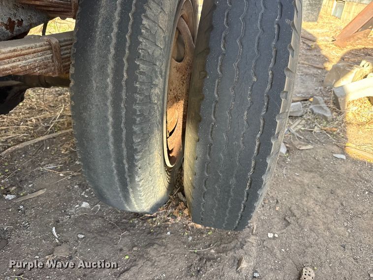 image for item FB7094 1949 Nash flatbed truck