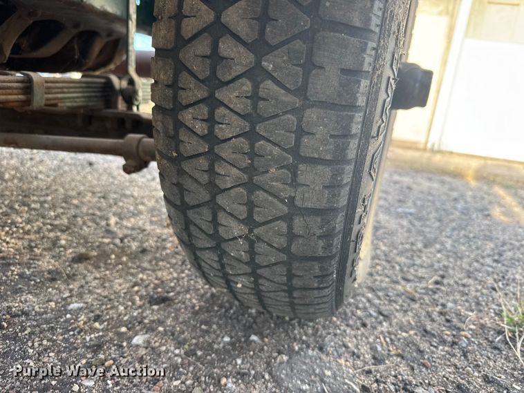 image for item FB7096 1932 Chevrolet pickup truck