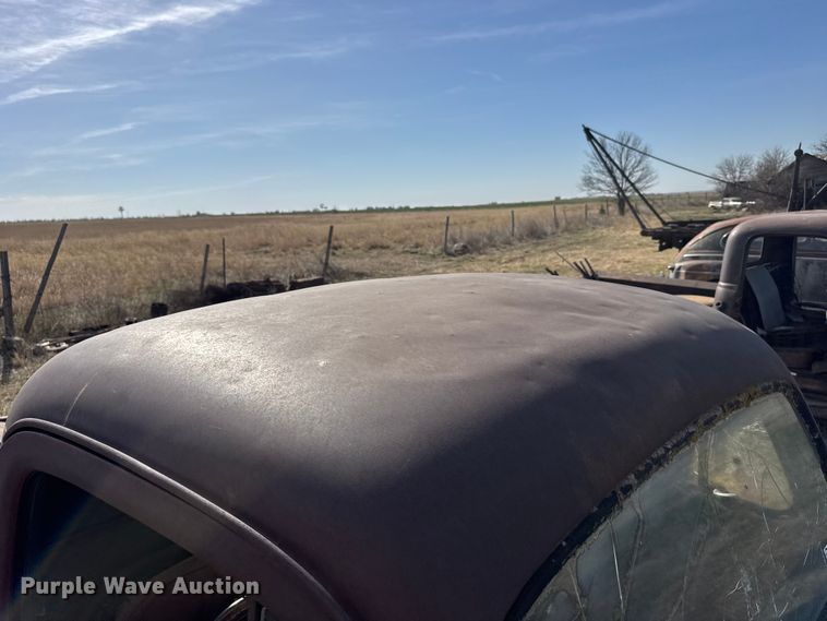 image for item FB7097 1949 Ford F1 pickup truck