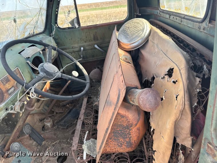 image for item FB7097 1949 Ford F1 pickup truck