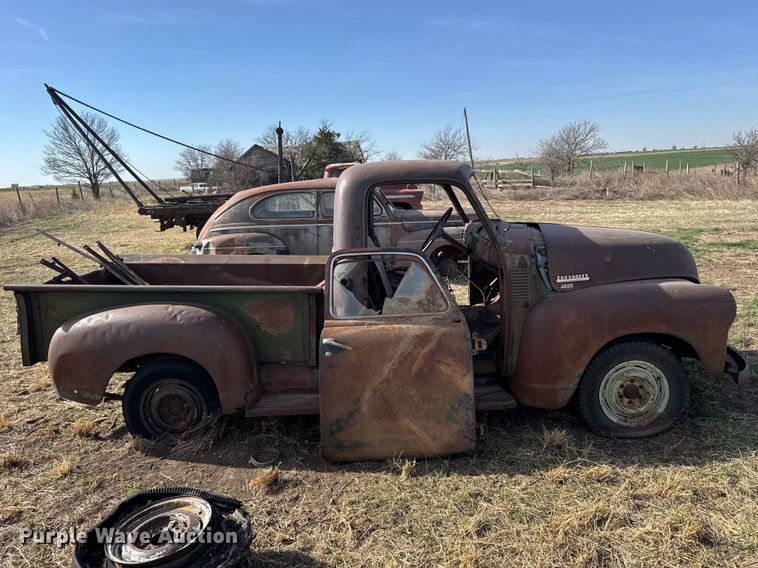 image for item FB7098 1952 Chevrolet 3800 pickup truck