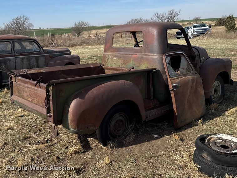 image for item FB7098 1952 Chevrolet 3800 pickup truck