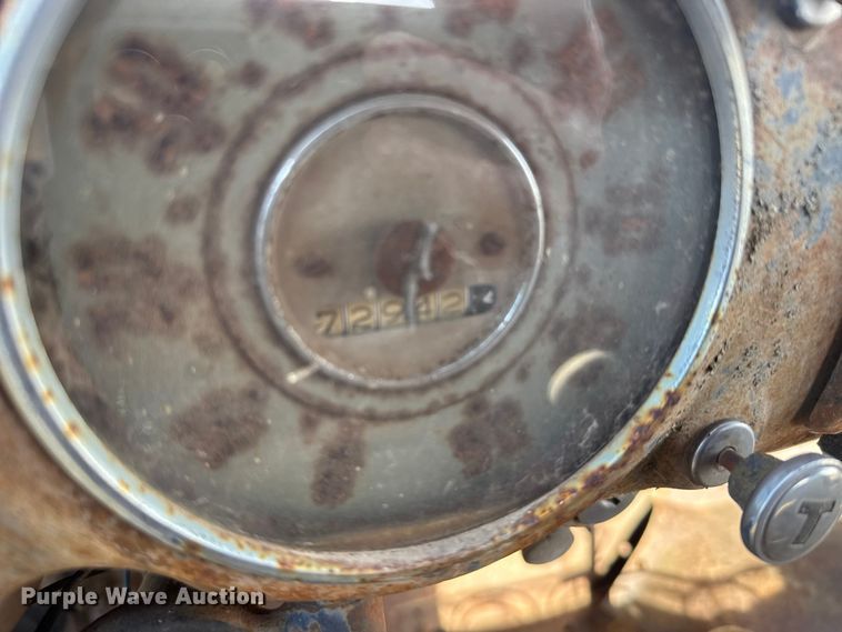 image for item FB7098 1952 Chevrolet 3800 pickup truck