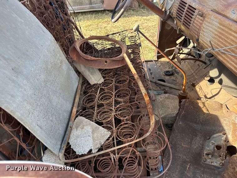 image for item FB7098 1952 Chevrolet 3800 pickup truck