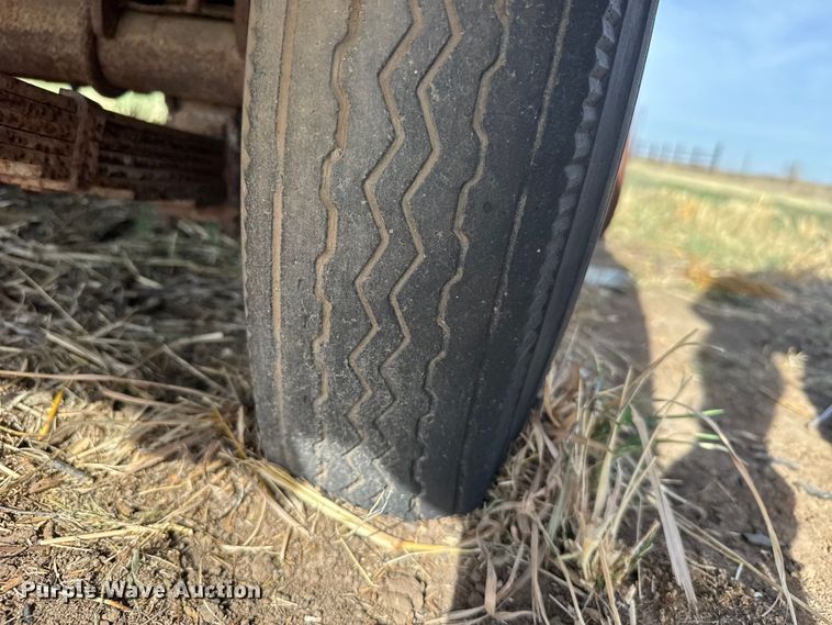 image for item FB7098 1952 Chevrolet 3800 pickup truck