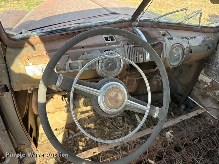 image for item FB7099 1946 Ford Super deluxe coupe