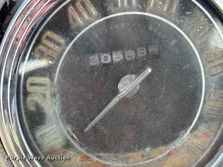 image for item FB7099 1946 Ford Super deluxe coupe