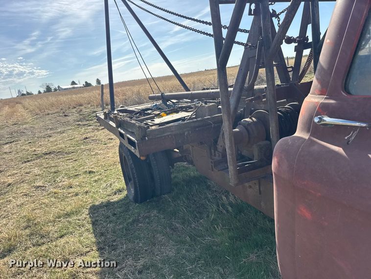 image for item FB7100 1952 Chevrolet Viking 60 winch truck