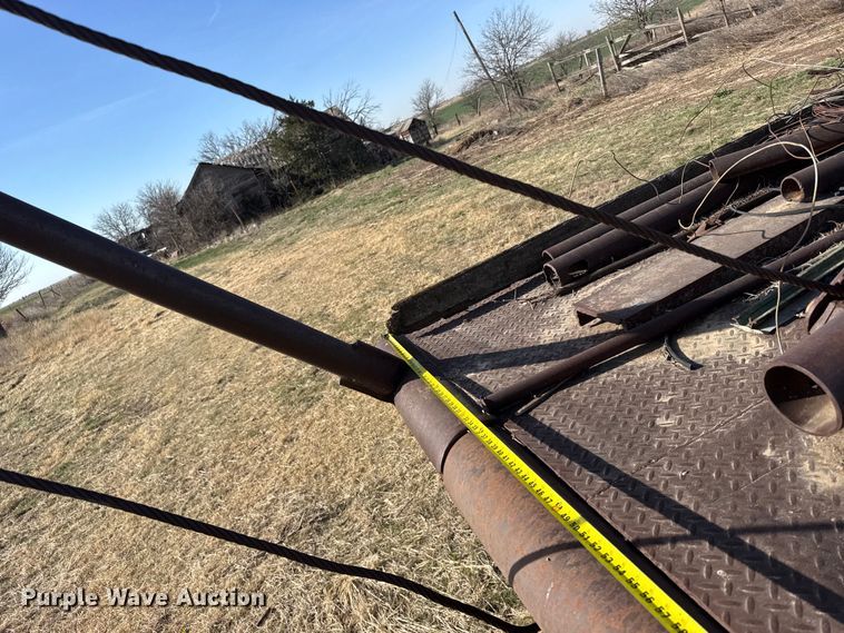 image for item FB7100 1952 Chevrolet Viking 60 winch truck