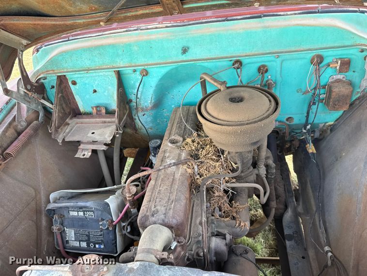 image for item FB7100 1952 Chevrolet Viking 60 winch truck