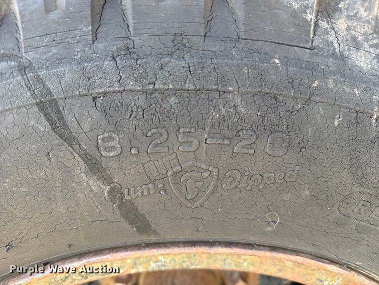 image for item FB7100 1952 Chevrolet Viking 60 winch truck