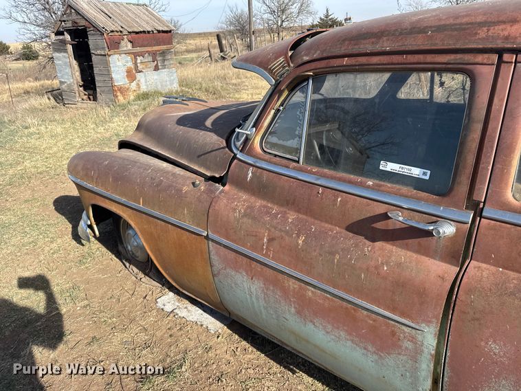 image for item FB7102 Oldsmobile 88 sedan