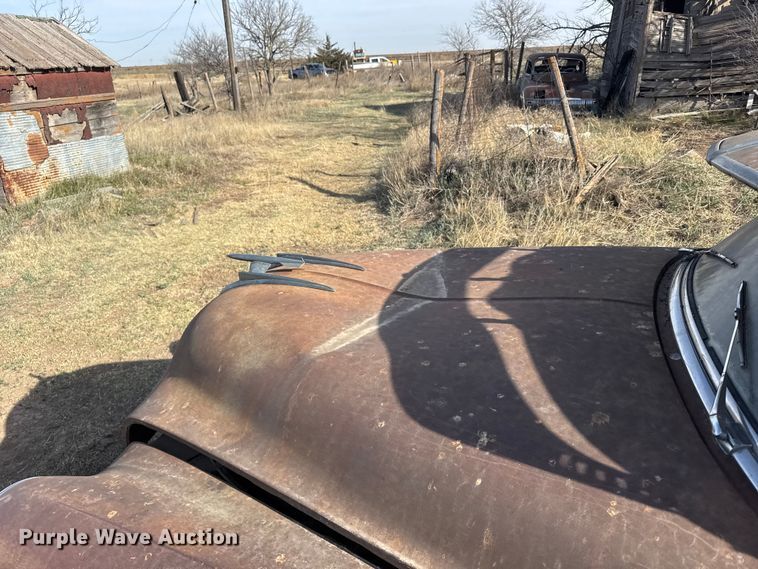 image for item FB7102 Oldsmobile 88 sedan