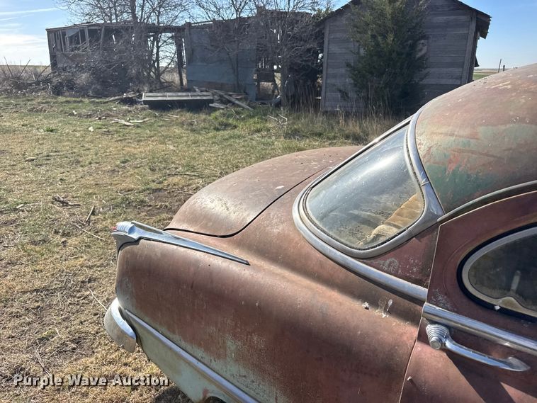 image for item FB7102 Oldsmobile 88 sedan