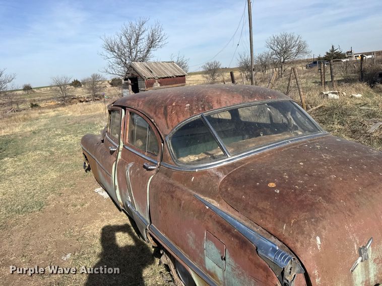 image for item FB7102 Oldsmobile 88 sedan
