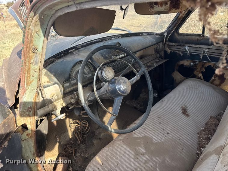 image for item FB7102 Oldsmobile 88 sedan