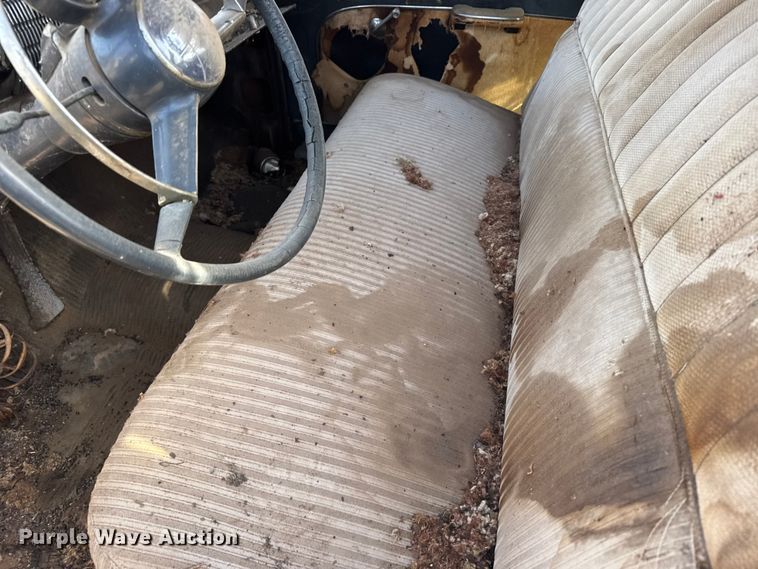 image for item FB7102 Oldsmobile 88 sedan