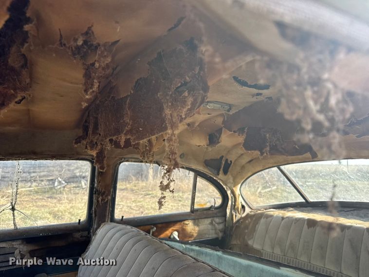 image for item FB7102 Oldsmobile 88 sedan