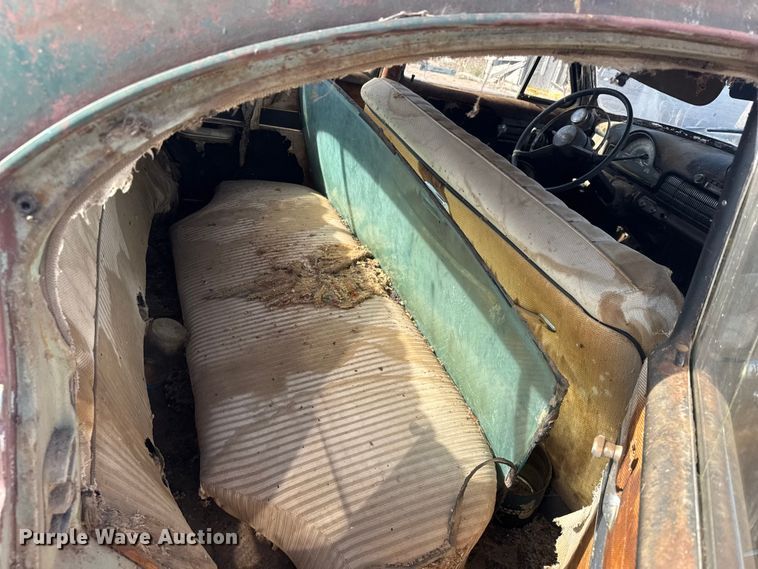 image for item FB7102 Oldsmobile 88 sedan