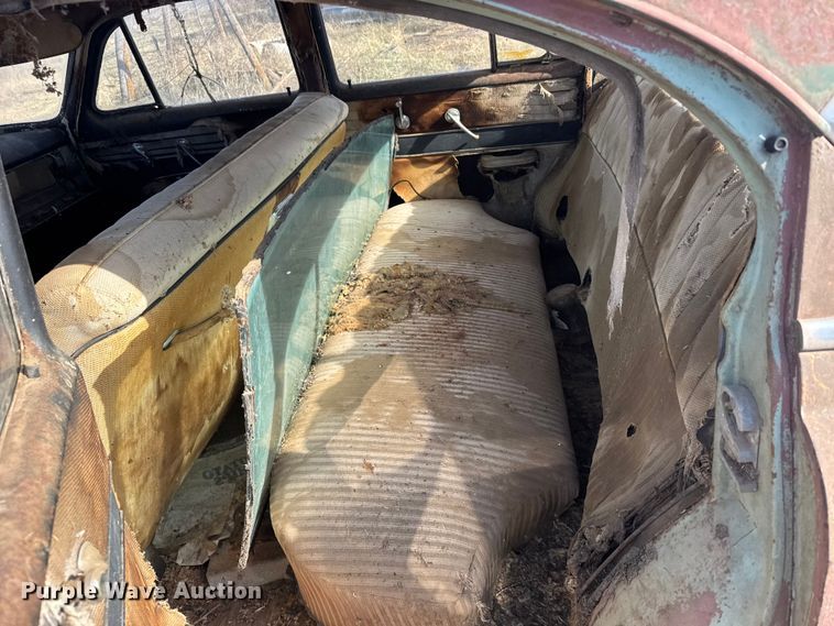 image for item FB7102 Oldsmobile 88 sedan