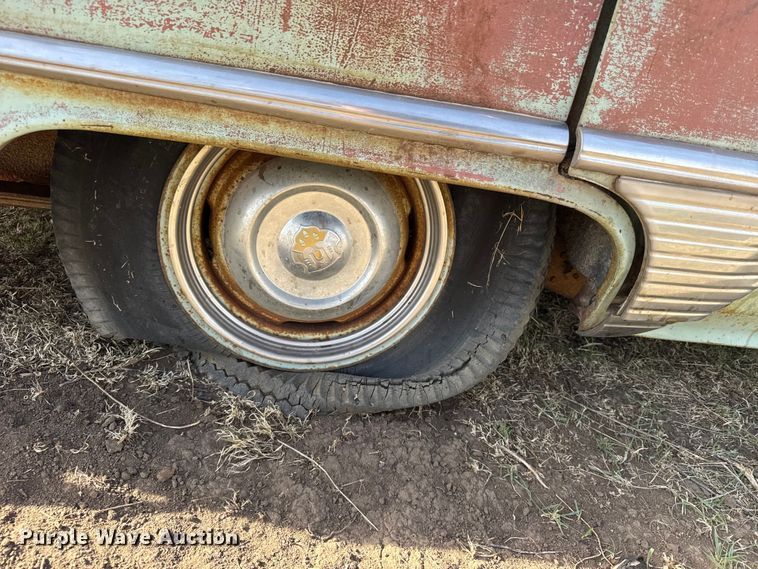 image for item FB7102 Oldsmobile 88 sedan