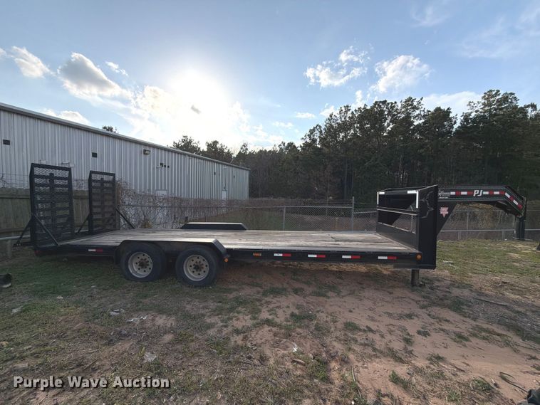 image for item FB8003 2020 PJ equipment trailer