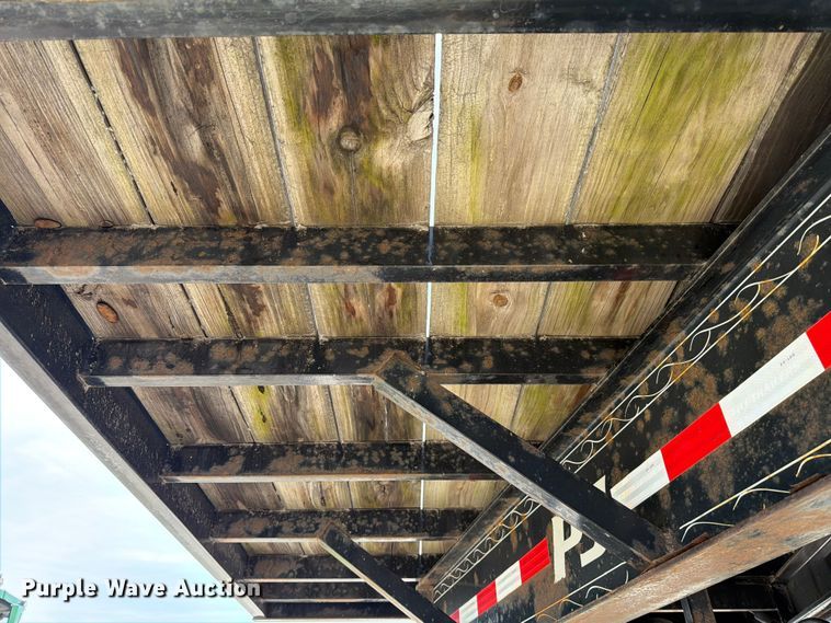 image for item FB8035 2018 PJ Trailer Gooseneck LD302 equipment trailer