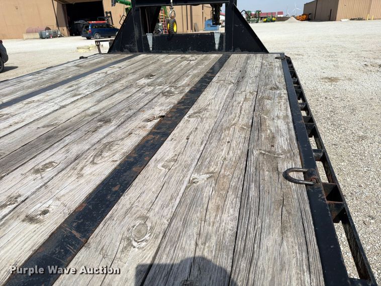 image for item FB8035 2018 PJ Trailer Gooseneck LD302 equipment trailer