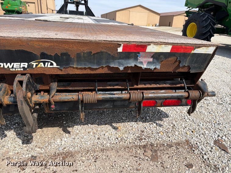 image for item FB8035 2018 PJ Trailer Gooseneck LD302 equipment trailer