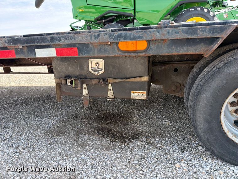 image for item FB8035 2018 PJ Trailer Gooseneck LD302 equipment trailer