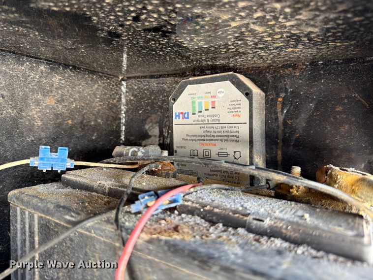 image for item FB8035 2018 PJ Trailer Gooseneck LD302 equipment trailer