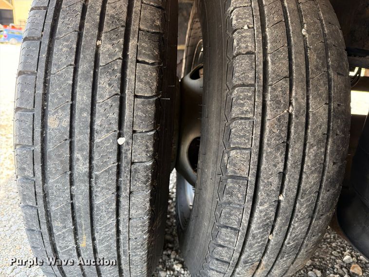 image for item FB8035 2018 PJ Trailer Gooseneck LD302 equipment trailer