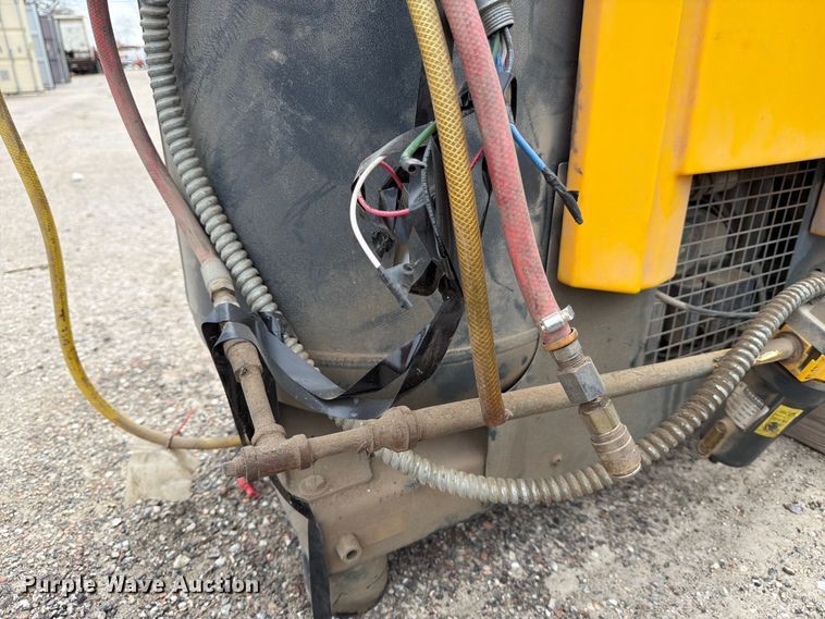 image for item FB8048 2011 Kaeser Airtower 5C air compressor