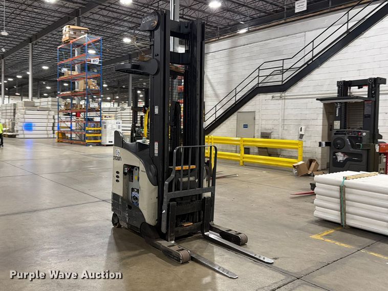 image for item FB8054 2016 Crown RR5725-35 reach truck