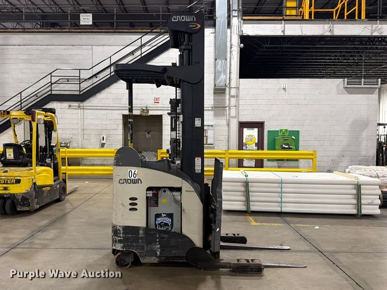 image for item FB8054 2016 Crown RR5725-35 reach truck