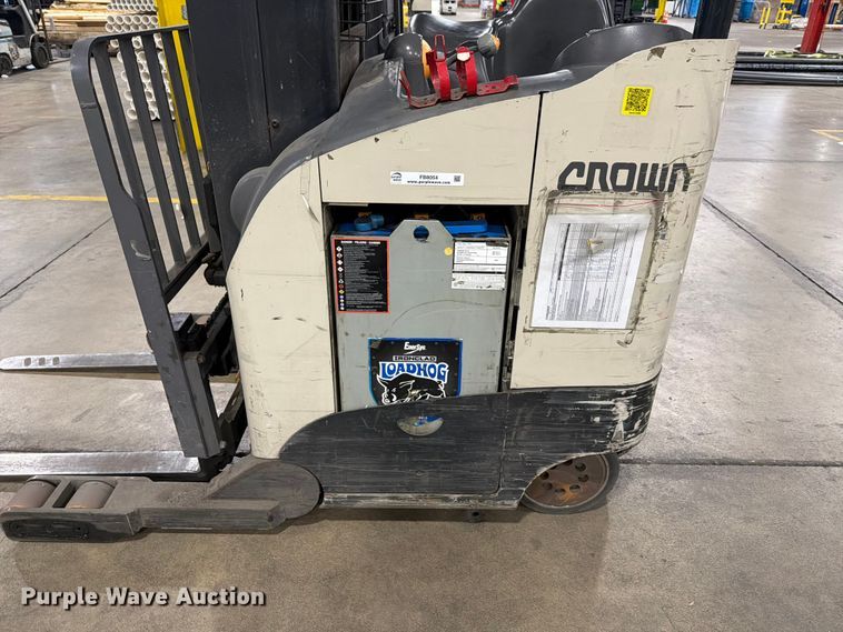 image for item FB8054 2016 Crown RR5725-35 reach truck