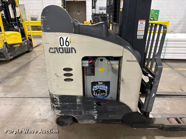 image for item FB8054 2016 Crown RR5725-35 reach truck