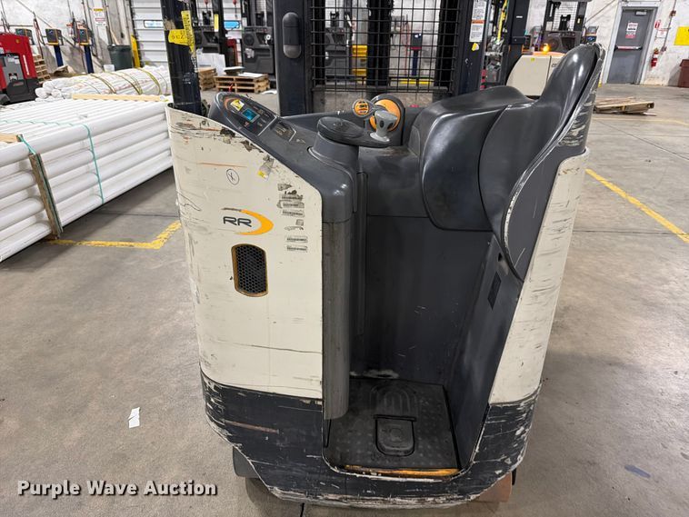 image for item FB8054 2016 Crown RR5725-35 reach truck