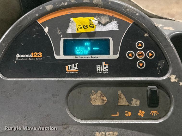 image for item FB8054 2016 Crown RR5725-35 reach truck