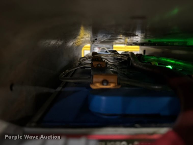 image for item FB8054 2016 Crown RR5725-35 reach truck